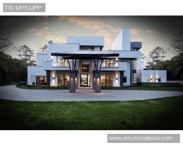 足球巨星的奢华居所揭秘各大球员豪宅风格与生活方式探秘