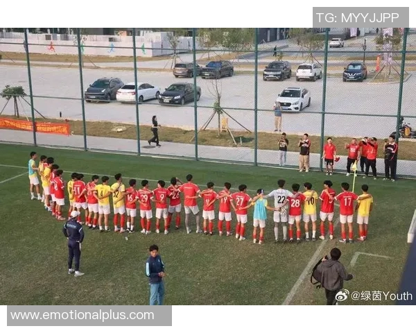 恒大与亚泰比赛因故延期球迷期待新赛程公布